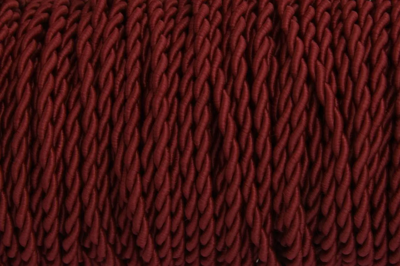 Bordeaux rood gedraaid strijkijzersnoer - 2 aderig