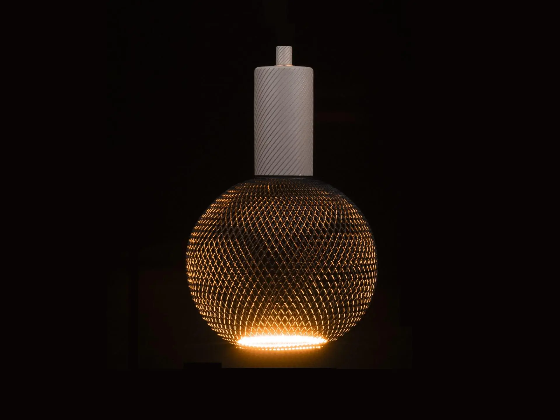 Segula LED Floating Cage Oval 300 mm 6W 2200K zwart